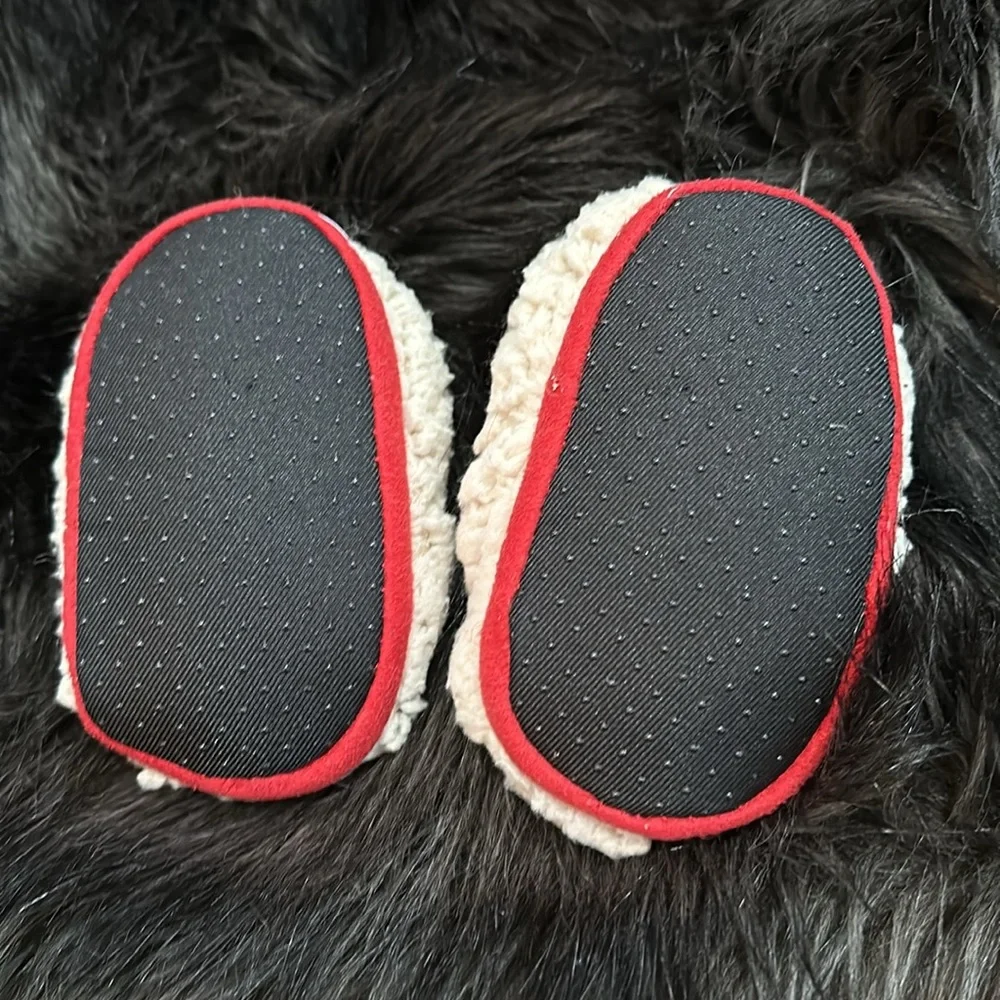 Baby bear slippers